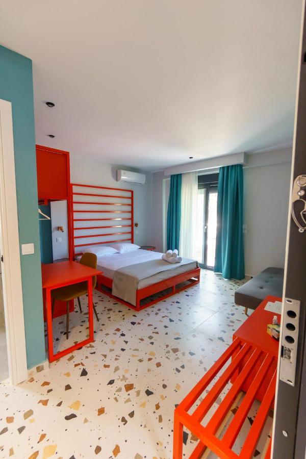 Lighthouse Apartments Kriopigi Esterno foto